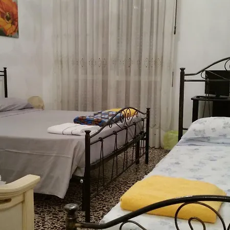 Casa Mercato Модена
